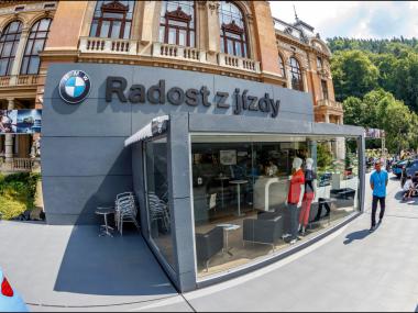 BMW - zajištění promozóny na KVIFF | Event Deco