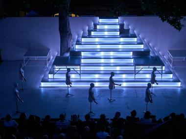 Eventdeco-Letní scéna Museum Kampa-světelné dekorace