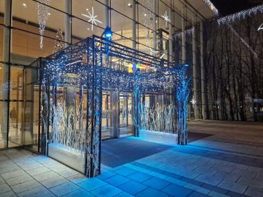 Eventdeco_Galerie Harfa_zimní dekorace_výroba na míru